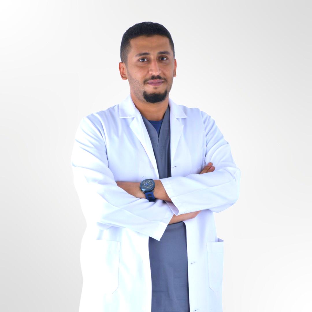 د. احمد سيف | اخصائي تجميل وتركيب الاسنان