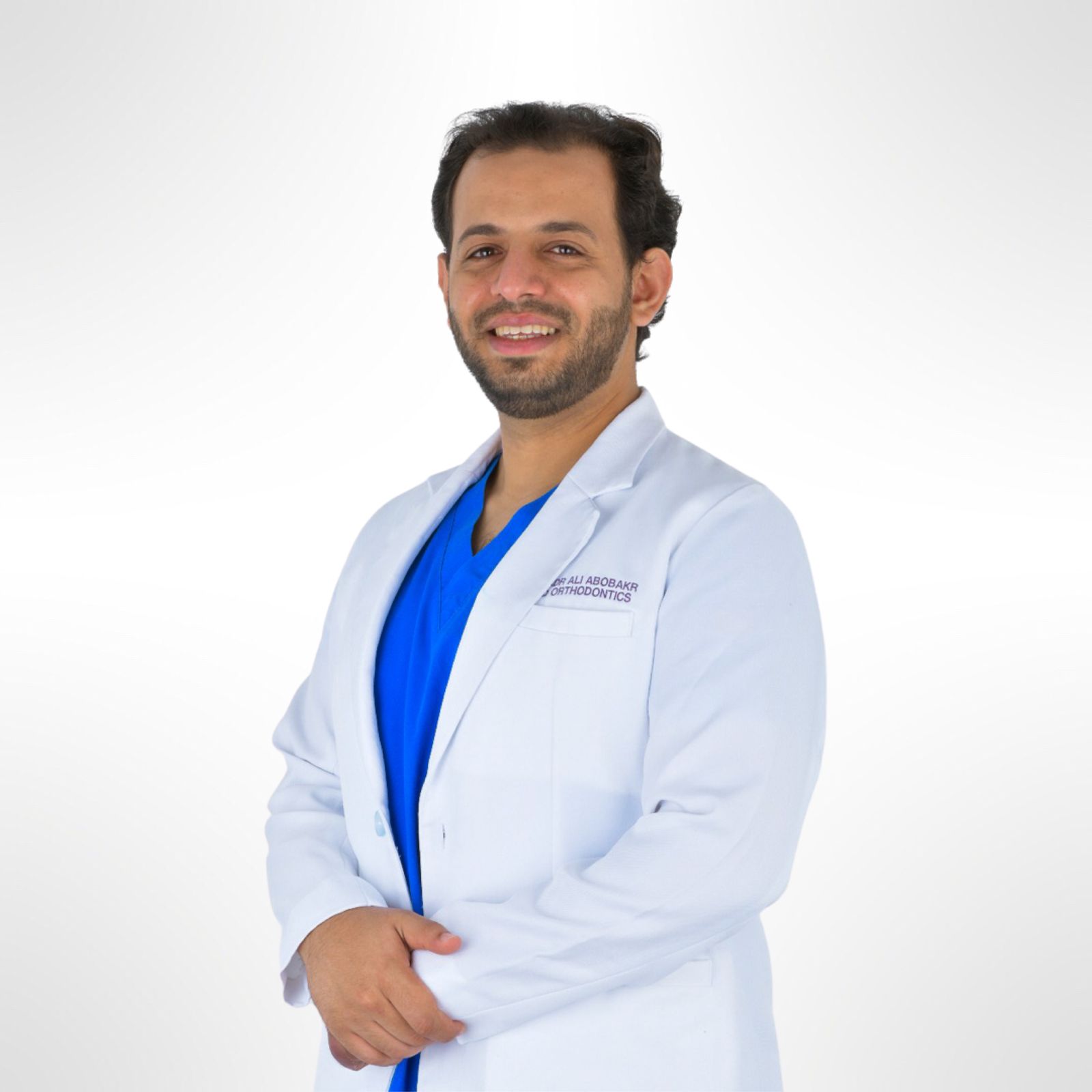 د.بدر أبو بكر | أخصائي تقويم أسنان